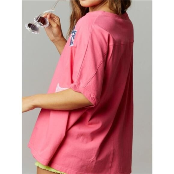 Sequin Bow Round Neck T-Shirt - Picture 9 of 9